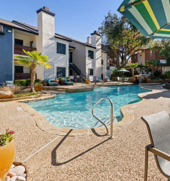 Heatherstone Apartment Homes Apartments in Dallas, TX